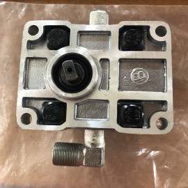 Pompe hydraulique fendeuse Hecht 6414