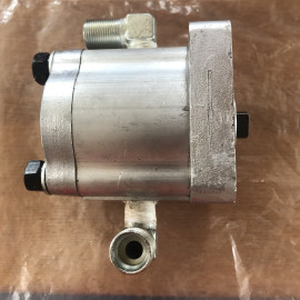 Pompe hydraulique fendeuse Hecht 6414