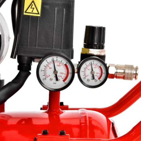 Compresseur double moteur Hecht 2089