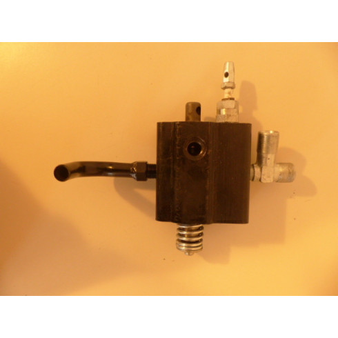 Distributeur fendeuse 14T 380V Hecht