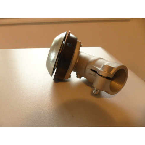 Tête débroussailleuse renvoi angle Hecht 146