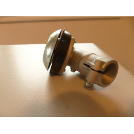 Tête débroussailleuse renvoi angle Hecht 146