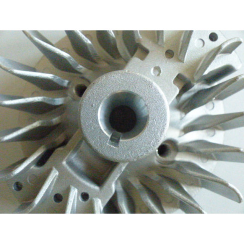 Boitier de volant complet débroussailleuse Hecht 154