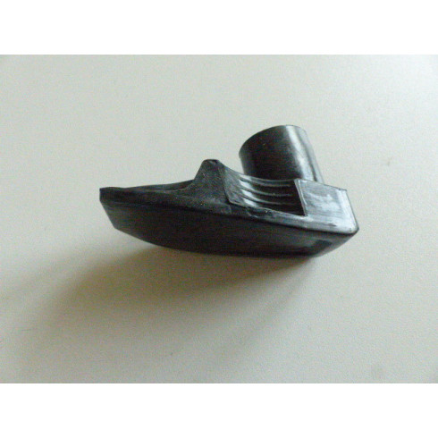 Couvercle de bougie débroussailleuse Hecht 163