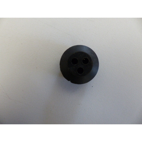 Passe tube réservoir essence débroussailleuse Hecht 151