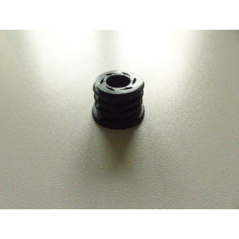 Silentbloc débroussailleuse Hecht 151