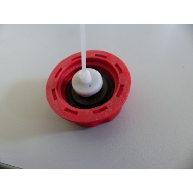 Bouchon réservoir essence débroussailleuse Hecht 163 2