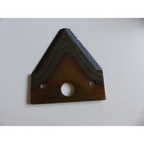 Couteau triangulaire broyeur thermique Hecht 6421