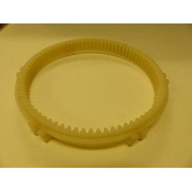Couronne pignon entrainement roue tondeuse Hecht 556