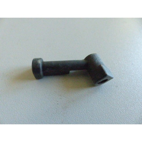 Tuyau sortie pompe huile tronçonneuse Hecht 945
