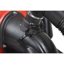 Aspirateur d'extérieur motorisé sur roues Hecht - Occasion -