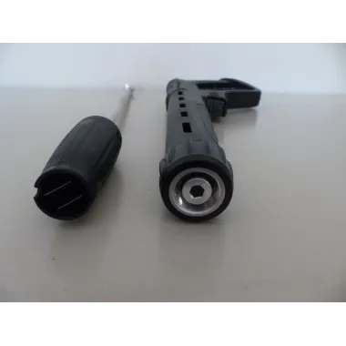 Pistolet avec fixation nettoyeur Hecht 2