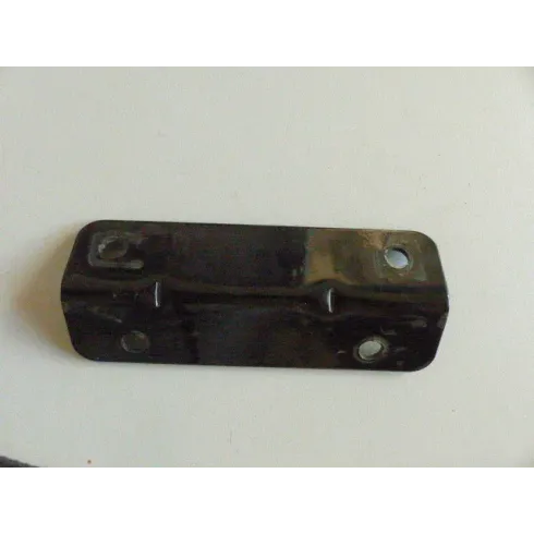 Equerre fixation châssis motoculteur Hecht 795