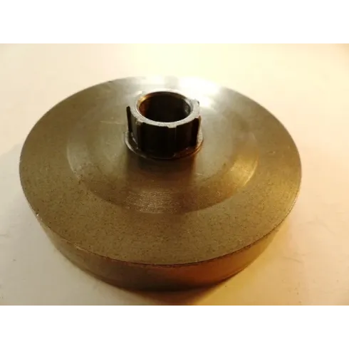 Cloche embrayage tronçonneuse Hecht 962